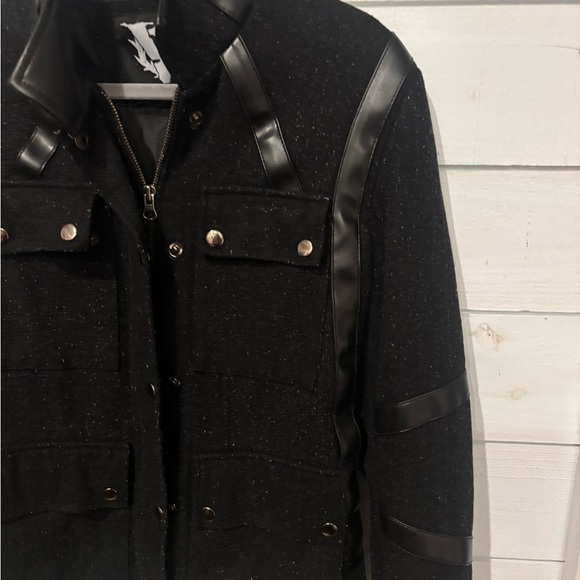 Black Utility Jacket with Military-Inspired Design in size small - Picture 7 of 15